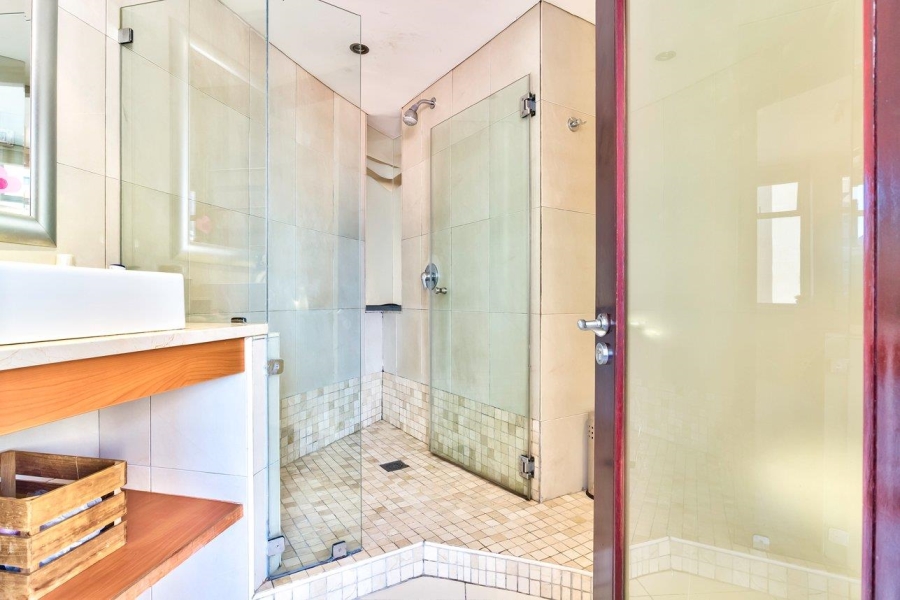 2 Bedroom Property for Sale in Cape Town City Centre Western Cape